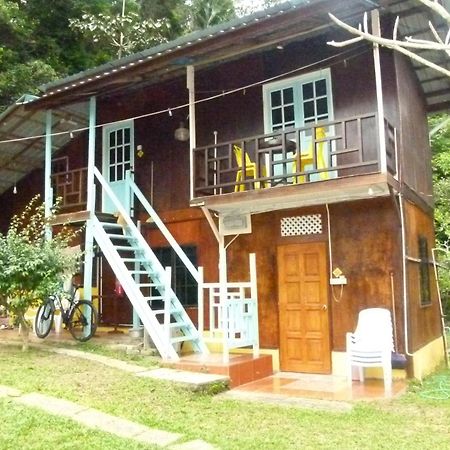 Cheers Garden Chalet Kampong Ayer Batang Dış mekan fotoğraf