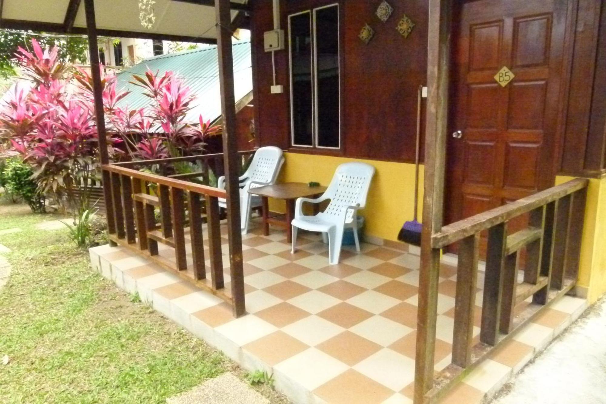 Cheers Garden Chalet Kampong Ayer Batang Dış mekan fotoğraf