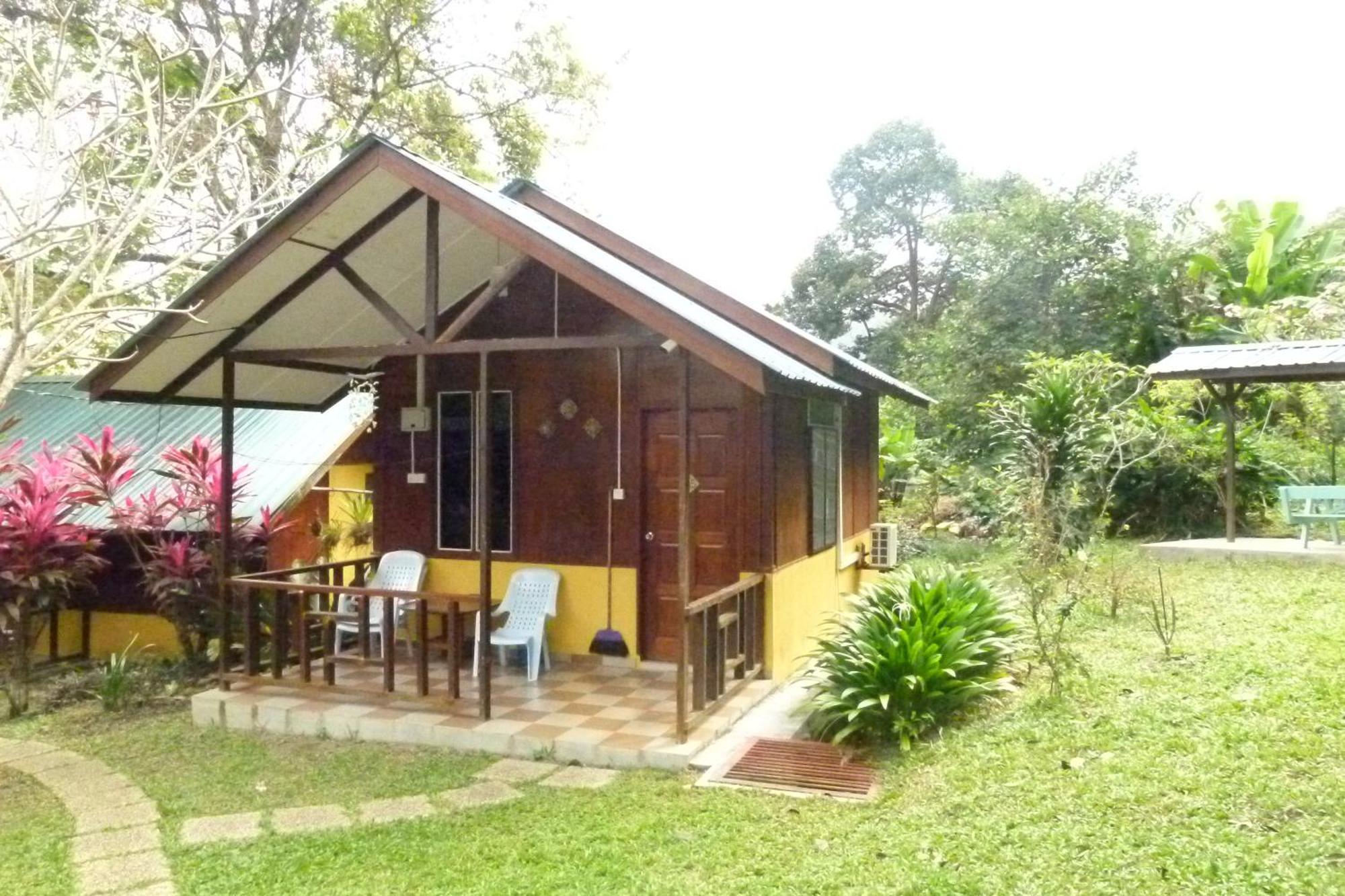 Cheers Garden Chalet Kampong Ayer Batang Dış mekan fotoğraf